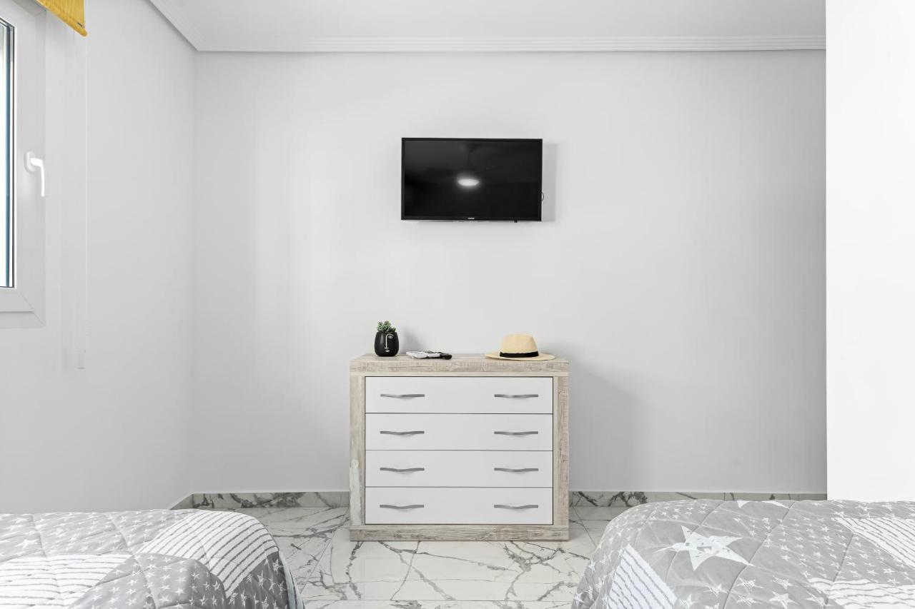 Apolo Beach Front - Sea View Luxury Apartment Torrevieja Zewnętrze zdjęcie