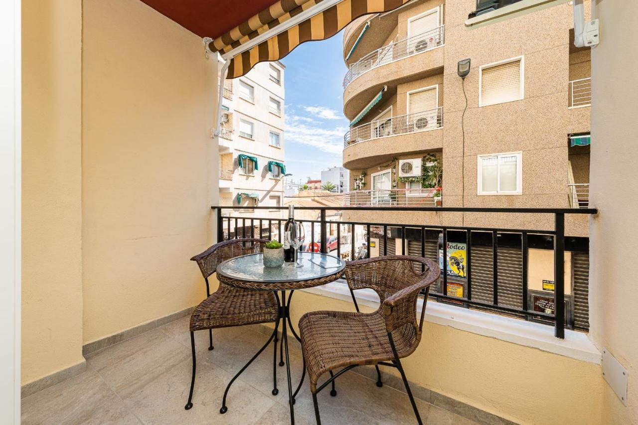 Apolo Beach Front - Sea View Luxury Apartment Torrevieja Zewnętrze zdjęcie